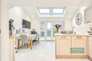 Photo 33- click for photo gallery